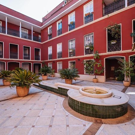 Lirio Suite Apartment - Private Parking Included Sevilla Exteriér fotografie