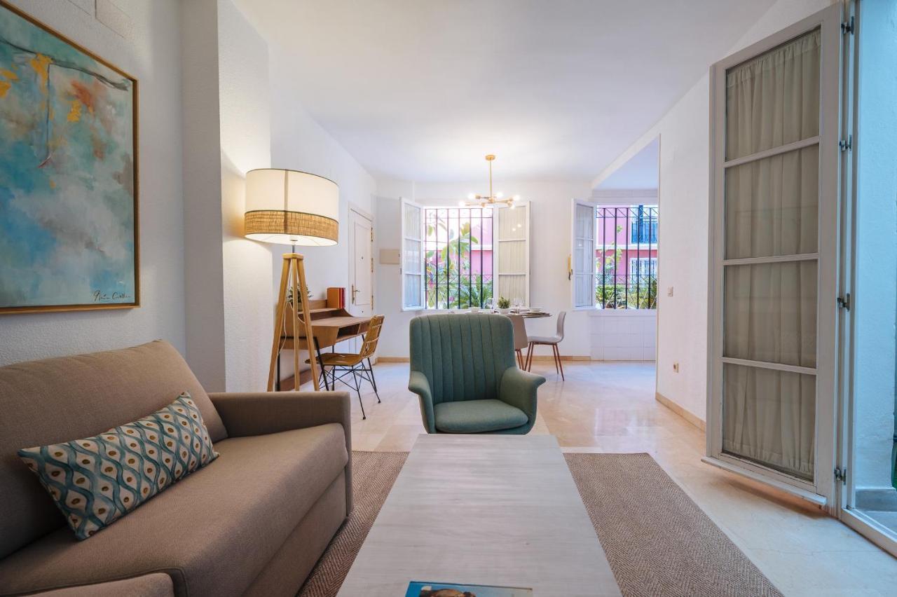 Lirio Suite Apartment - Private Parking Included Sevilla Exteriér fotografie