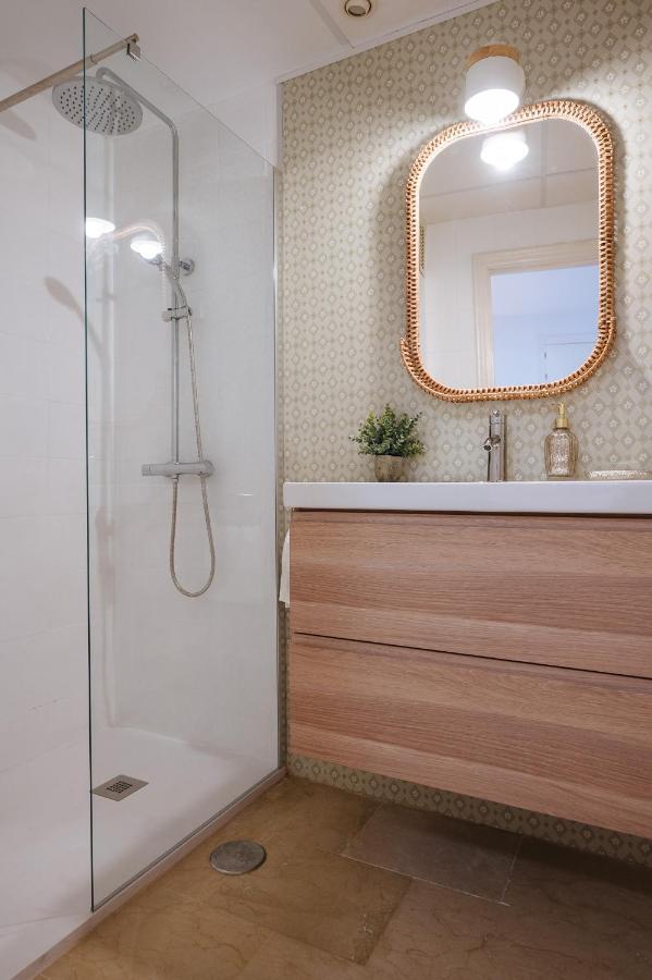 Lirio Suite Apartment - Private Parking Included Sevilla Exteriér fotografie