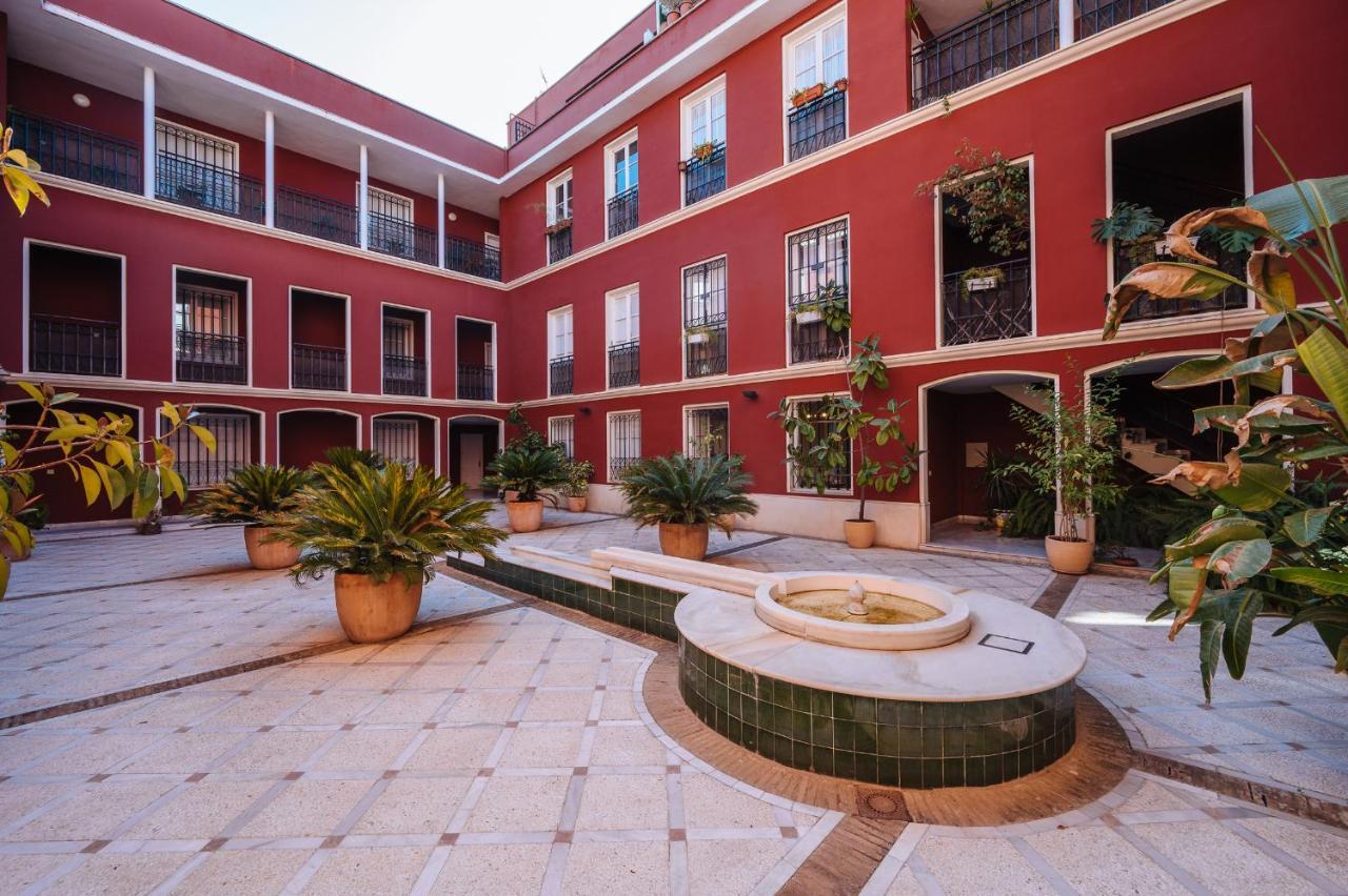 Lirio Suite Apartment - Private Parking Included Sevilla Exteriér fotografie